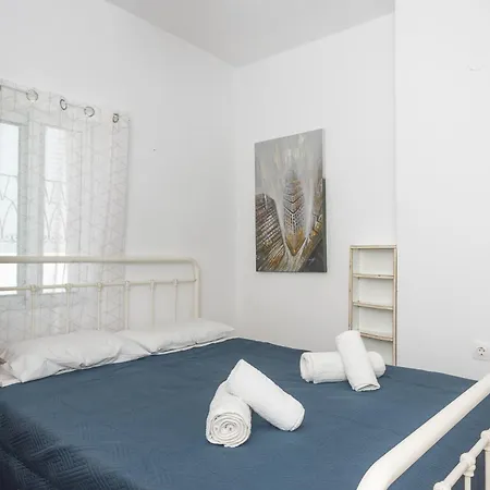 Islanders Yard Apartments Daire Rhodes City